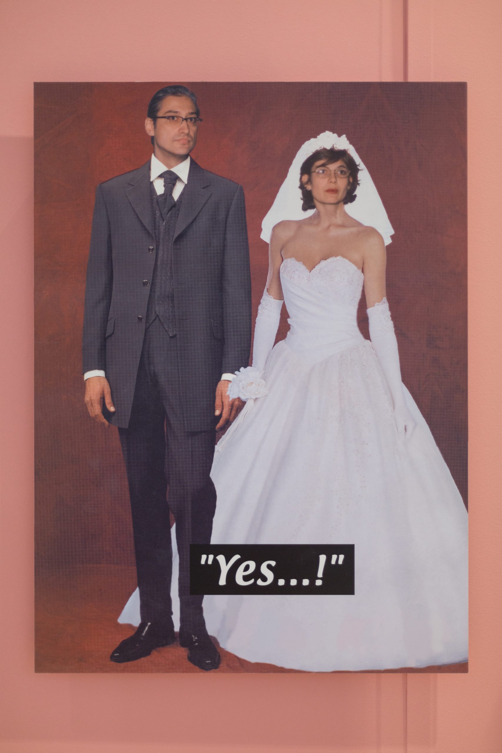 Izložba Devedesete: Rečnik migracija. Projekat Tanje Ostojić pod nazivom Tražim muža s pasošem Evropske unije. Foto: Nemanja Knežević/Muzej istorije Jugoslavije