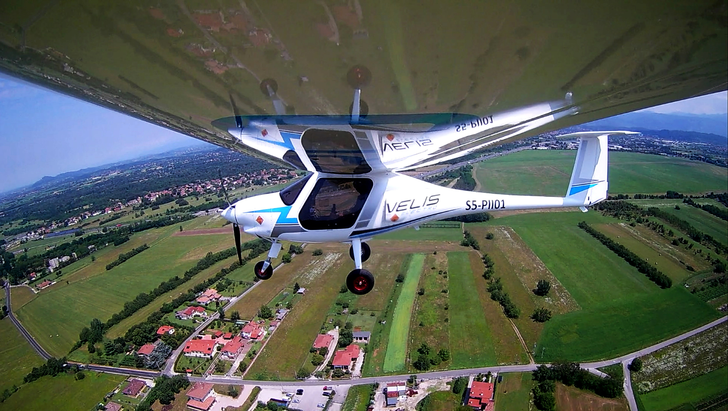 The first fully electric aeroplane with EASA certification Velis Electro from a Slovenian manufacturer Pipistrel is seen flying in Gorizia, Italy July 1, 2020. REUTERS/Borut Zivulovic