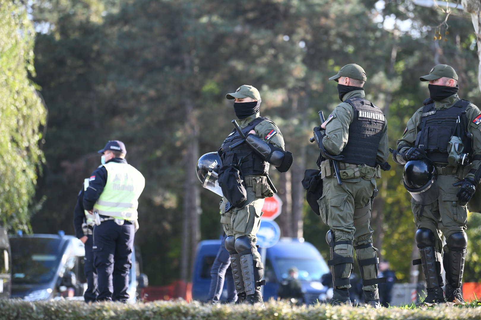 Beograd 18.10.2020. Atmosfera pred derbi koji se igra bez publike, policija, stitovi, foto Vesna Lalic Nova rs