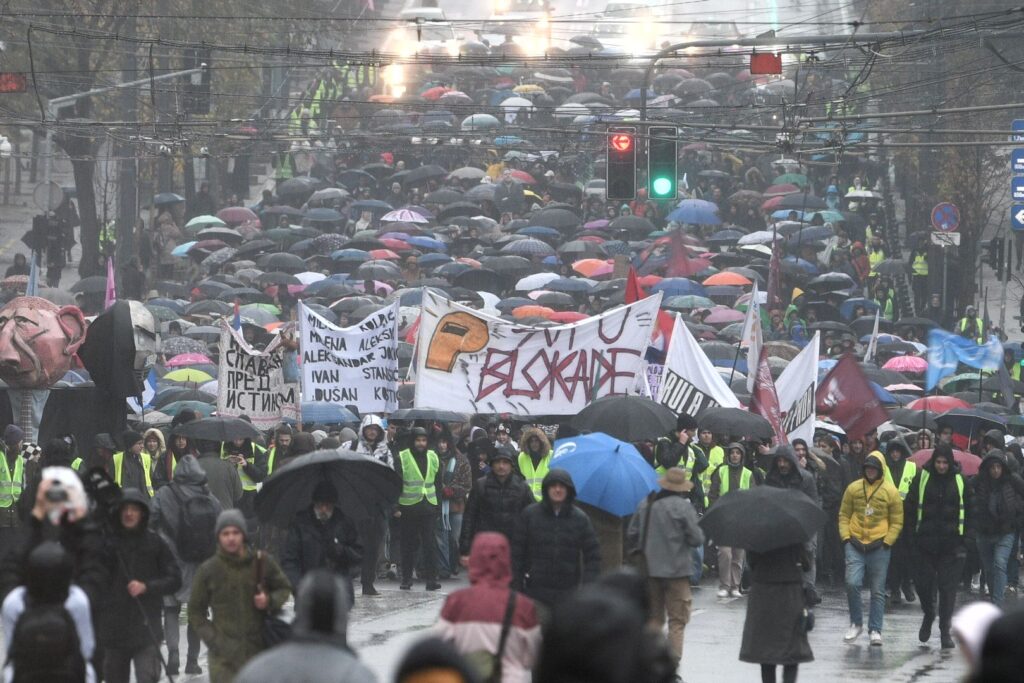 1763822042-studentski-protest-godinu-dana-od-napada-na-studente-fdu-foto-filip-kraincanic-nova-rs-61-1024x683.jpg