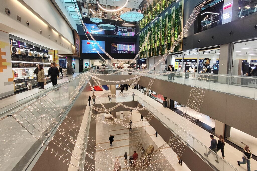 Beograd, 28.11.2025. Tržni centar Ušće, Black friday, Crni petak, shopping mall Foto: Filip Krainčanić/Nova.rs