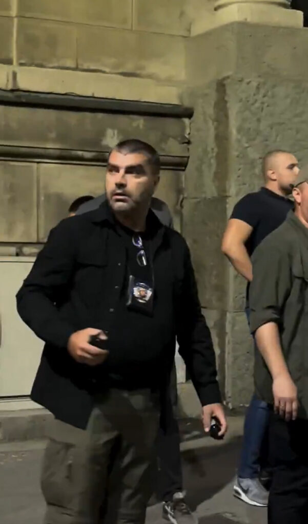 Marko Kričak, JZO, Jedinica za obezbeđenje određenih ličnosti i objekata, hapšenje, zlostavljanje, nasilje Foto: Printscreen/X/OSNA 🐇 sa omladine strane