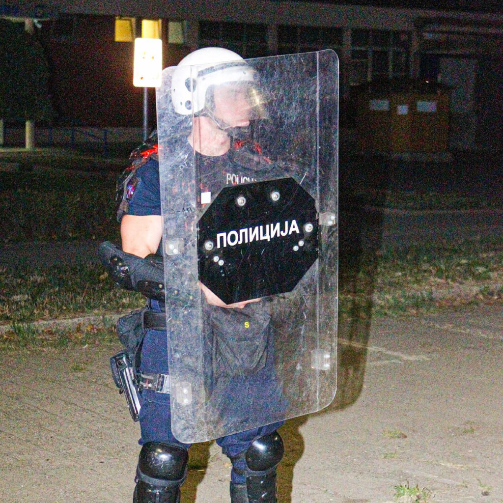 Mesto: Pančevo
Datum: Fri Aug 15 22:54:24 CEST 2025
Dogadjaj: DRUŠTVO - protest večeras u Pančevu - intervencija policije
Fotoreporter: Relja Jarkovački
Izvor: FoNet