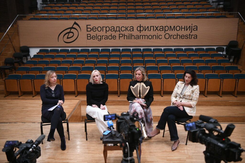 Beograd 17. decembar 2025. Beogradska filharmonija U Beogradskoj filharmoniji odrzana je konferencija za medije uoci nastupa Filharmonije u Indiji sa dirigentom Zubinom Mehtom Foto:Filip Krainčanić/Nova.rs