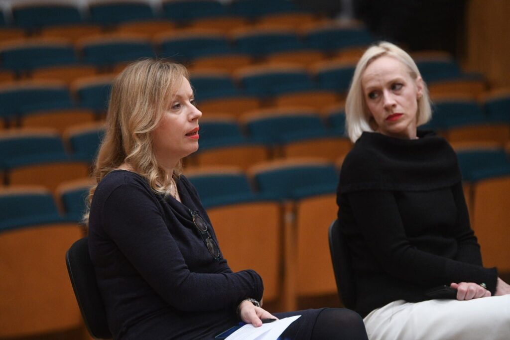 Beograd 17. decembar 2025. Beogradska filharmonija U Beogradskoj filharmoniji odrzana je konferencija za medije uoci nastupa Filharmonije u Indiji sa dirigentom Zubinom Mehtom Foto:Filip Krainčanić/Nova.rs