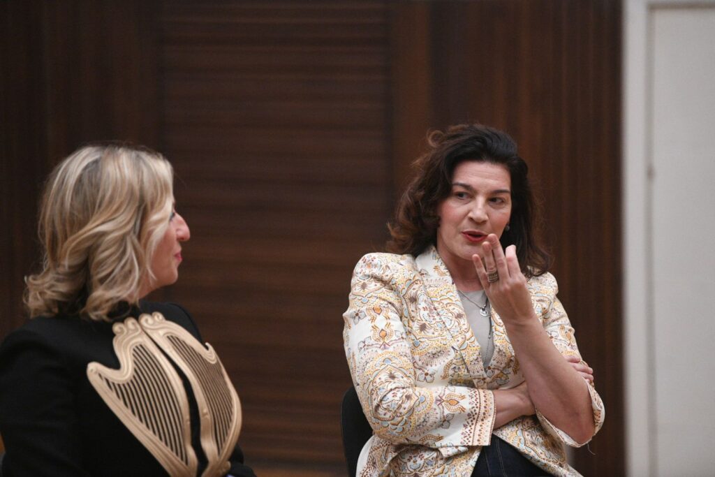 Beograd 17. decembar 2025. Beogradska filharmonija U Beogradskoj filharmoniji odrzana je konferencija za medije uoci nastupa Filharmonije u Indiji sa dirigentom Zubinom Mehtom Foto:Filip Krainčanić/Nova.rs