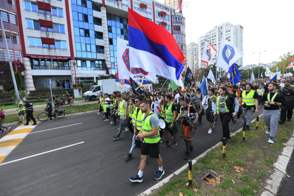 Beograd 30. oktobar 2025. Studenti krenuli ka Novom Sadu., studenti pešače za Novi Sad na komemorativni skup, studentski marš za Novi Sad  Foto:Amir Hamzagić/Nova.rs