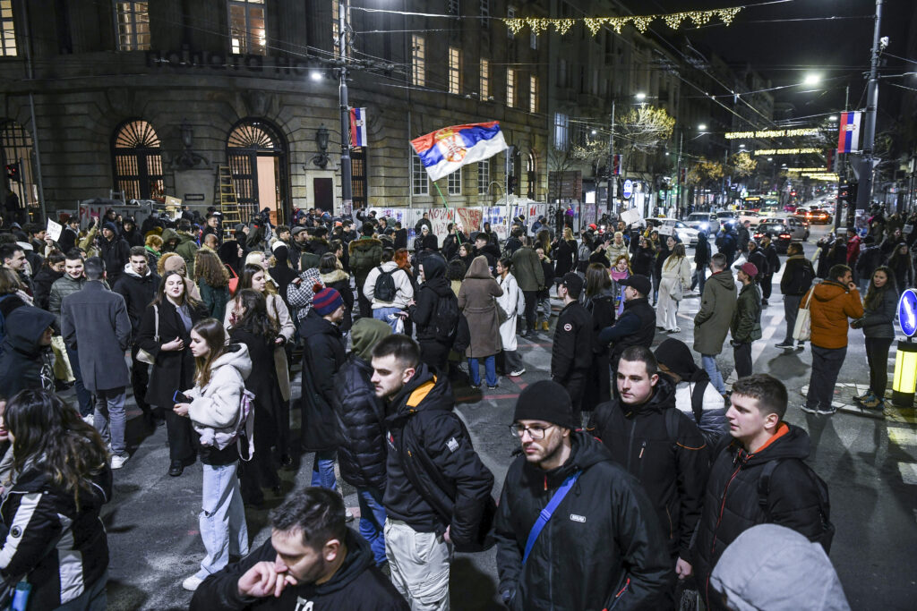 1733946548-Protest-studenata-ispred-Predsednistva-Srbije-111224-Foto-Goran-Srdanov-51-1024x683.jpg