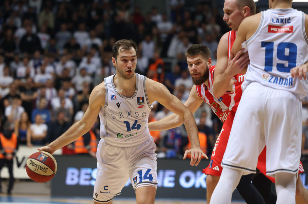 Zadar, 12.11.2023.. - Dvorana Krešimira Ćosića na Višnjiku. Utakmica 7. kola AdmiralBet ABA lige, KK Zadar - KK Crvena zvezda Meridianbet
Foto: Zvonko KUCELIN/KK Zadar