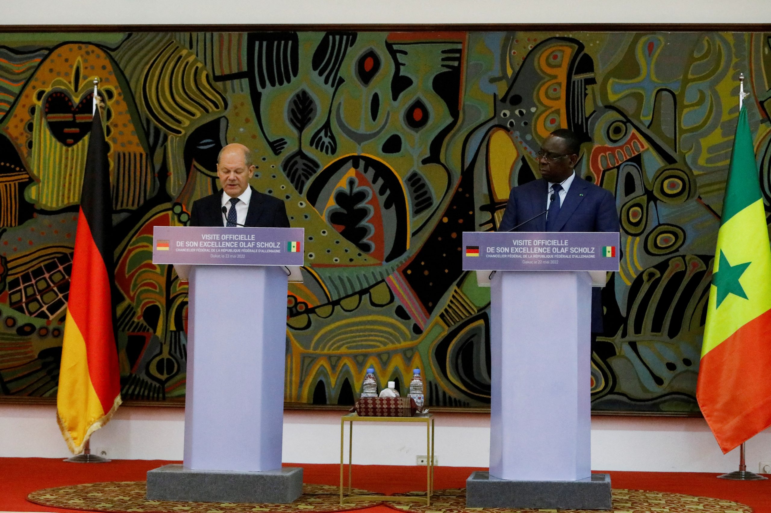 Senegal's President Macky Sall and German Chancellor Olaf Scholz hold a press conference at the presidential palace in Dakar, Senegal May 22, 2022. REUTERS/Ngouda Dione ATTENTION EDITORS - NO RESALES. NO ARCHIVES.
