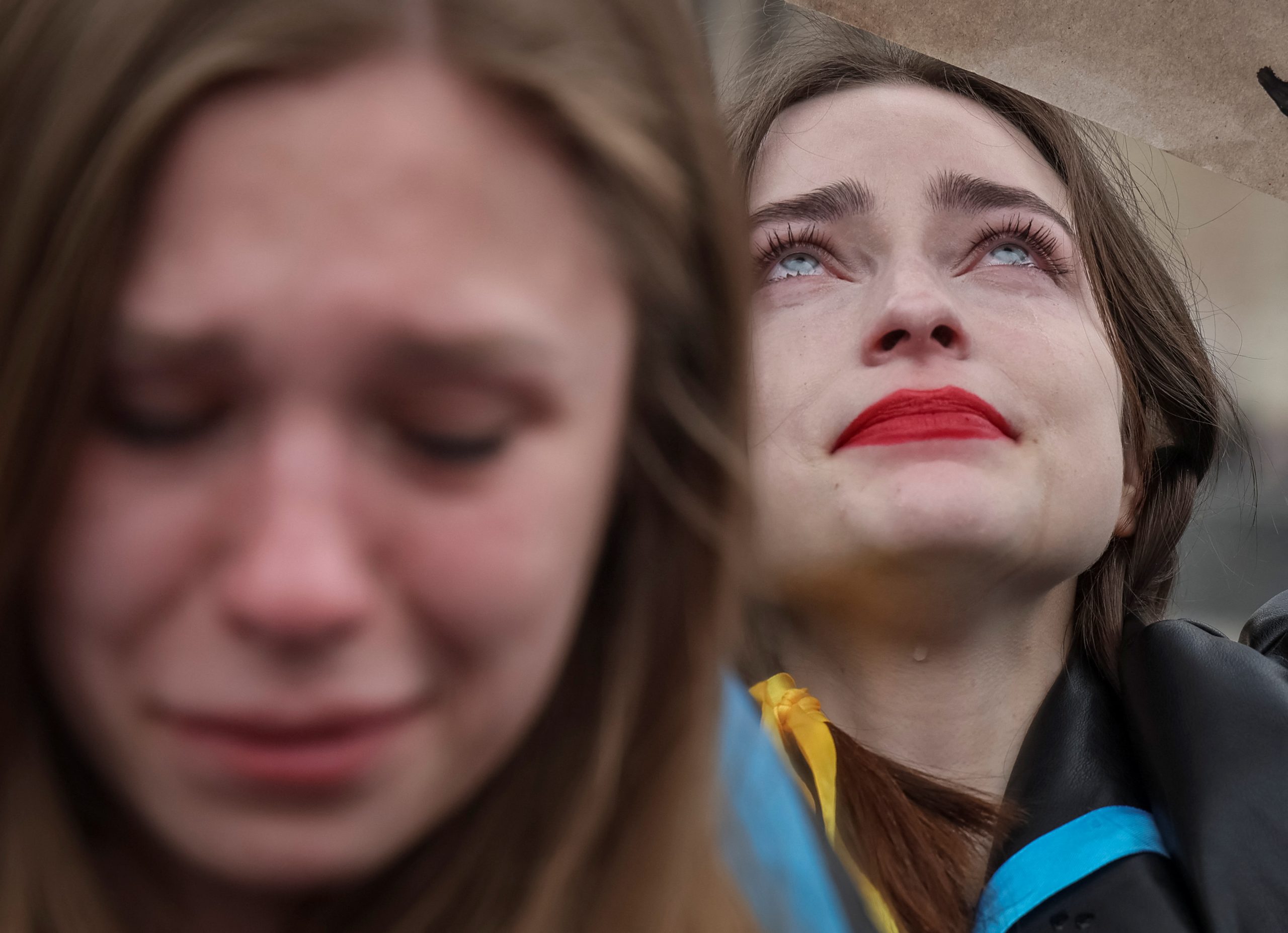 1651338448-2022-04-30T132816Z_1807494998_RC2OXT92GAXZ_RTRMADP_3_UKRAINE-CRISIS-DEMONSTRATION-MARIUPOL-scaled.jpg