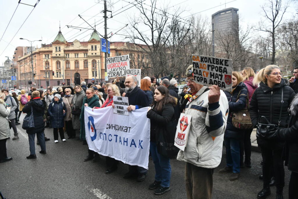 1768569709-protes-apoteka-beograd-160126-foto-goran-srdanov-nova-rs-16-1024x683.jpg