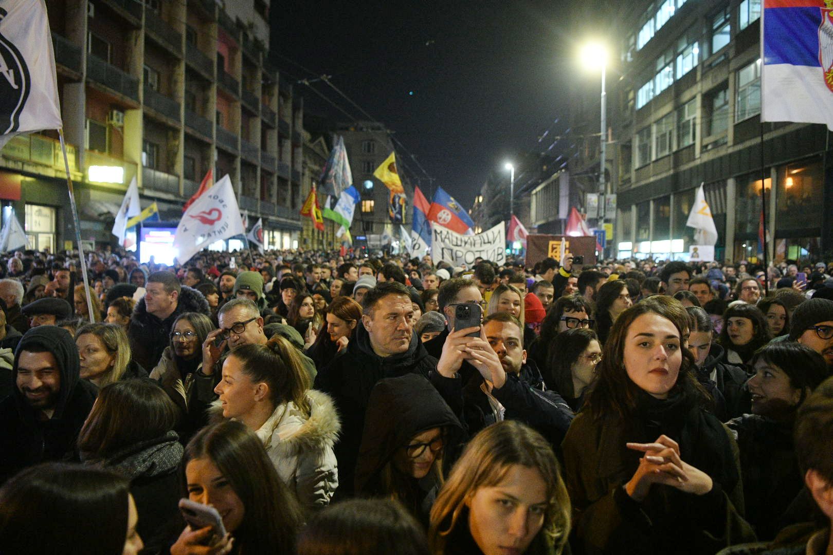 Beograd 27.01.2026. Studentski protest Znanje je moć na Savindan, školska slava, studenti, protest, okupljanje ispred zgrade Rektorata, Studentski trg, Rektorat Foto: Filip Krainčanić/Nova.rs