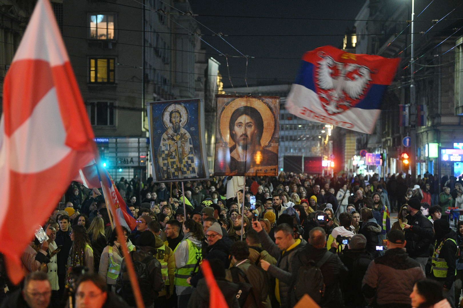 Beograd 27.01.2026. Studentski protest Znanje je moć na Savindan, školska slava, studenti, protest, okupljanje ispred zgrade Rektorata, Studentski trg, Rektorat Foto: Filip Krainčanić/Nova.rs