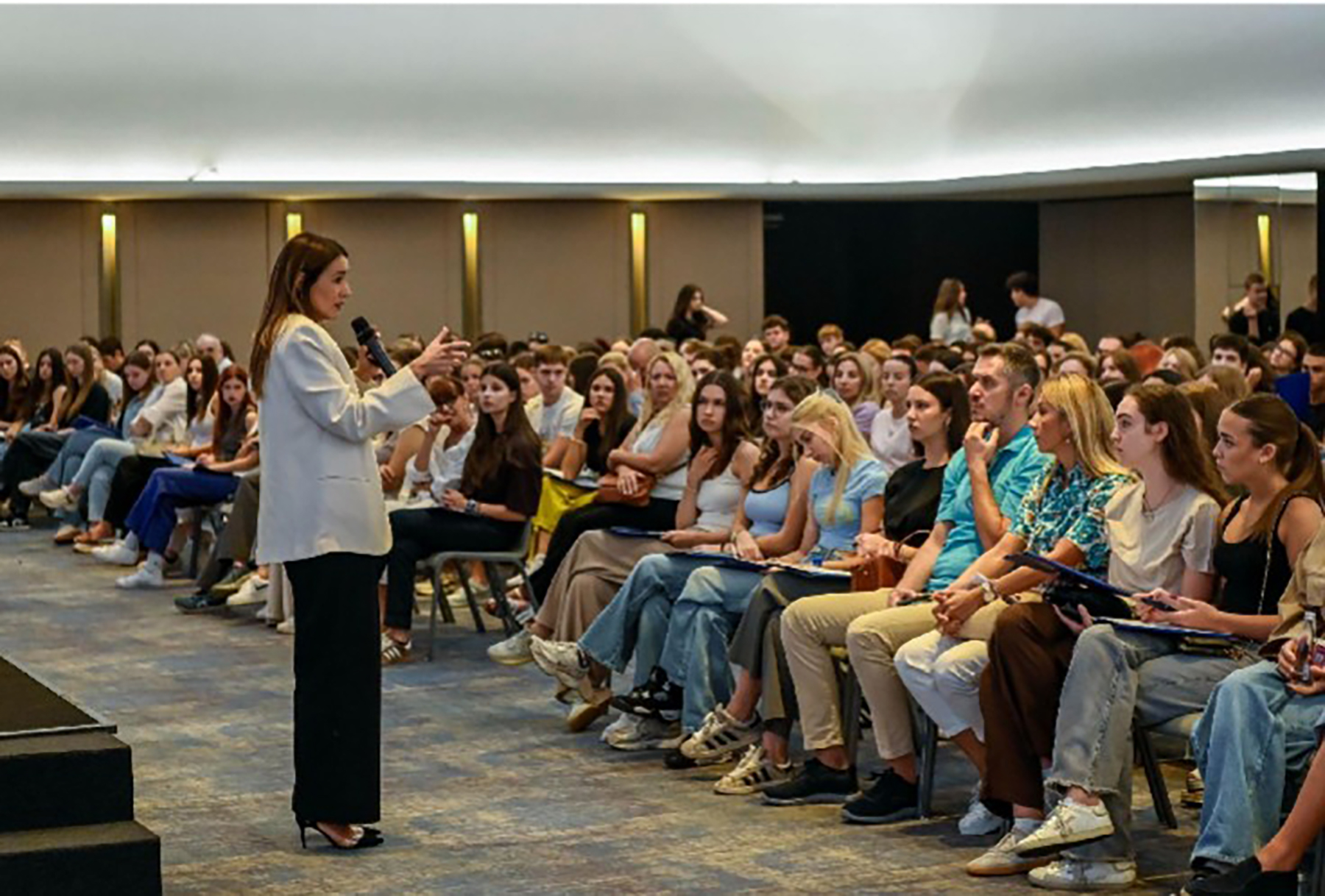 PR, Global Study,  Srednje škole u inostranstv, Nord  Anglia Education Djordje Tomic, Global Study credit.jpg