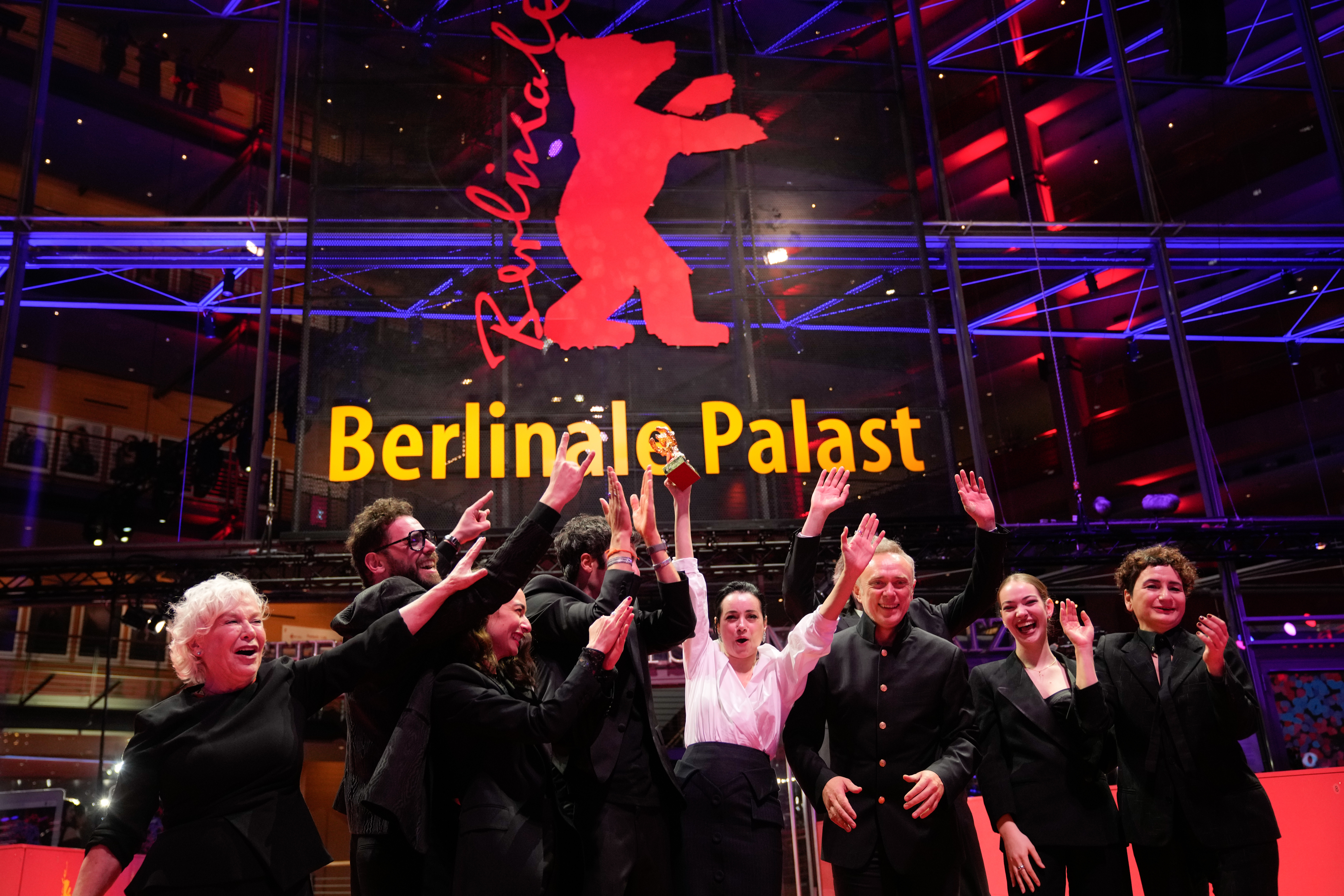 Pobednici Berlinala 54bee82607f649a285689d2f3cf6df32--0--f46c7e59660e4312bdbfb9c2293aef8f.jpg