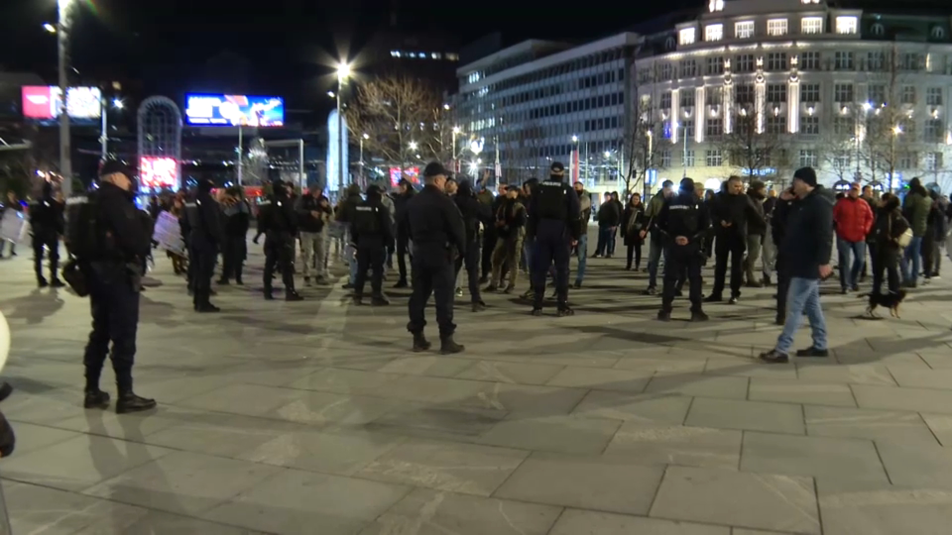 narodne patrole godišnjica rata u ukrajini foto žana bulajić n1 (2).jpg