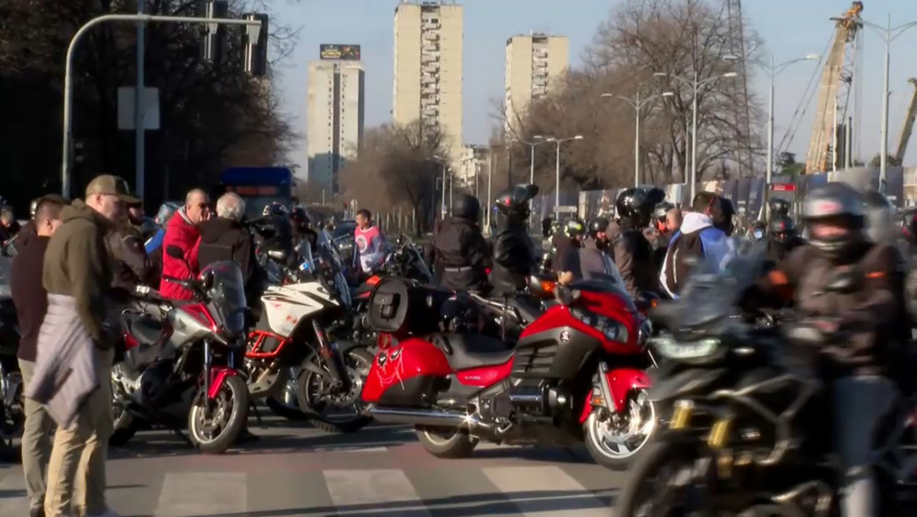 Protest kod parka Ušće bajkeri blokada raskrsnice foto N1.jpg