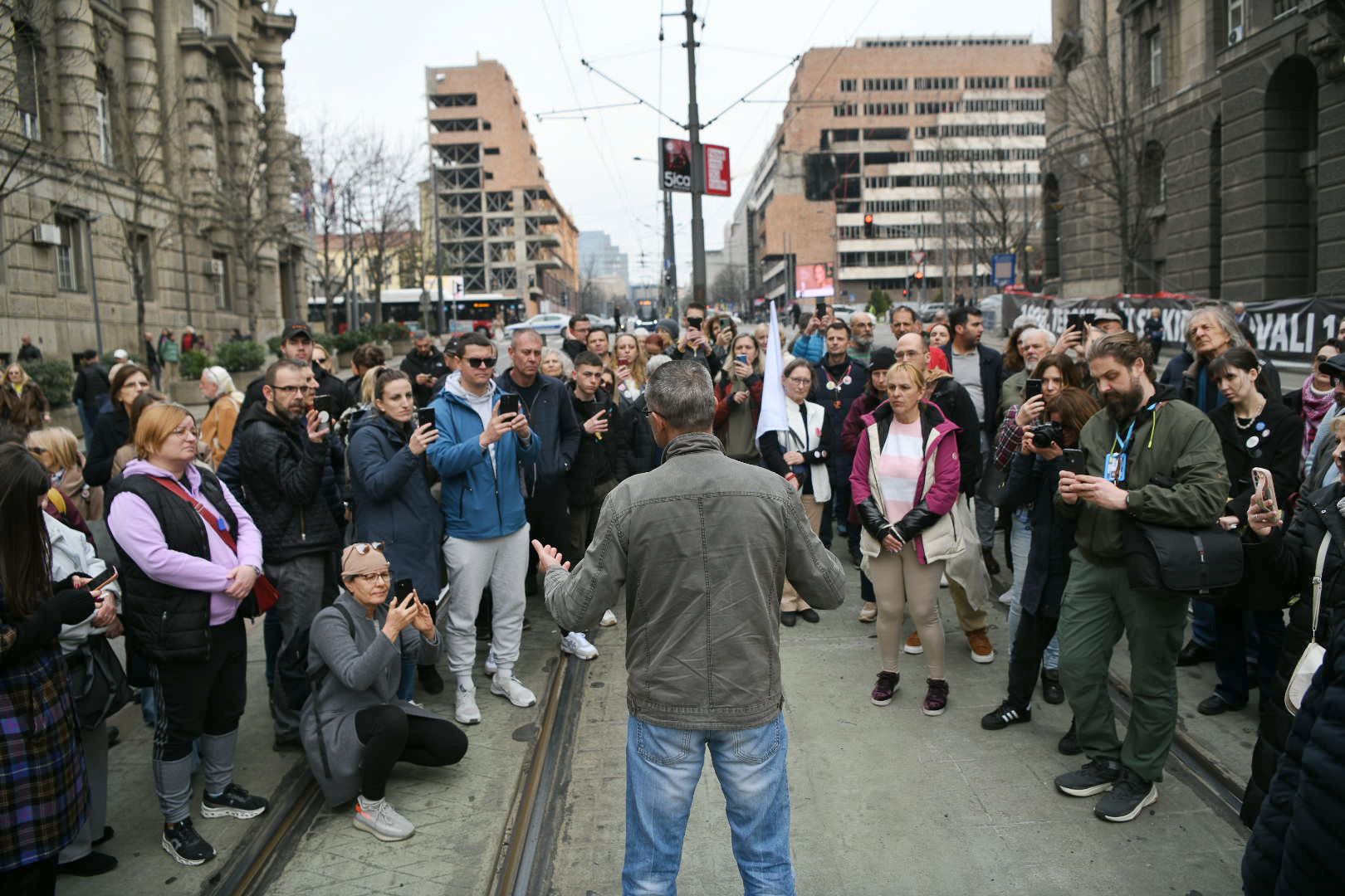 Beograd 04.03.2026. Protest podrške poljoprivrednicima ispred zgrade Vlade Srbije, podrška, građani, poljopirvrednici, Nemanjina, Vlada Srbije Foto: Filip Krainčanić/Nova.rs