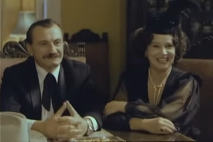 dara čalenić žikina dinastija lude godine foto printscreen youtube (3).jpg