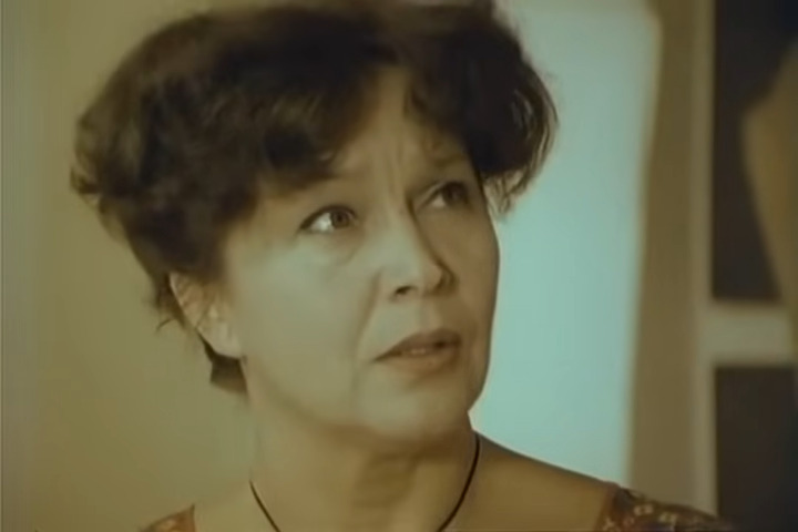 dara čalenić žikina dinastija lude godine foto printscreen youtube (2).jpg