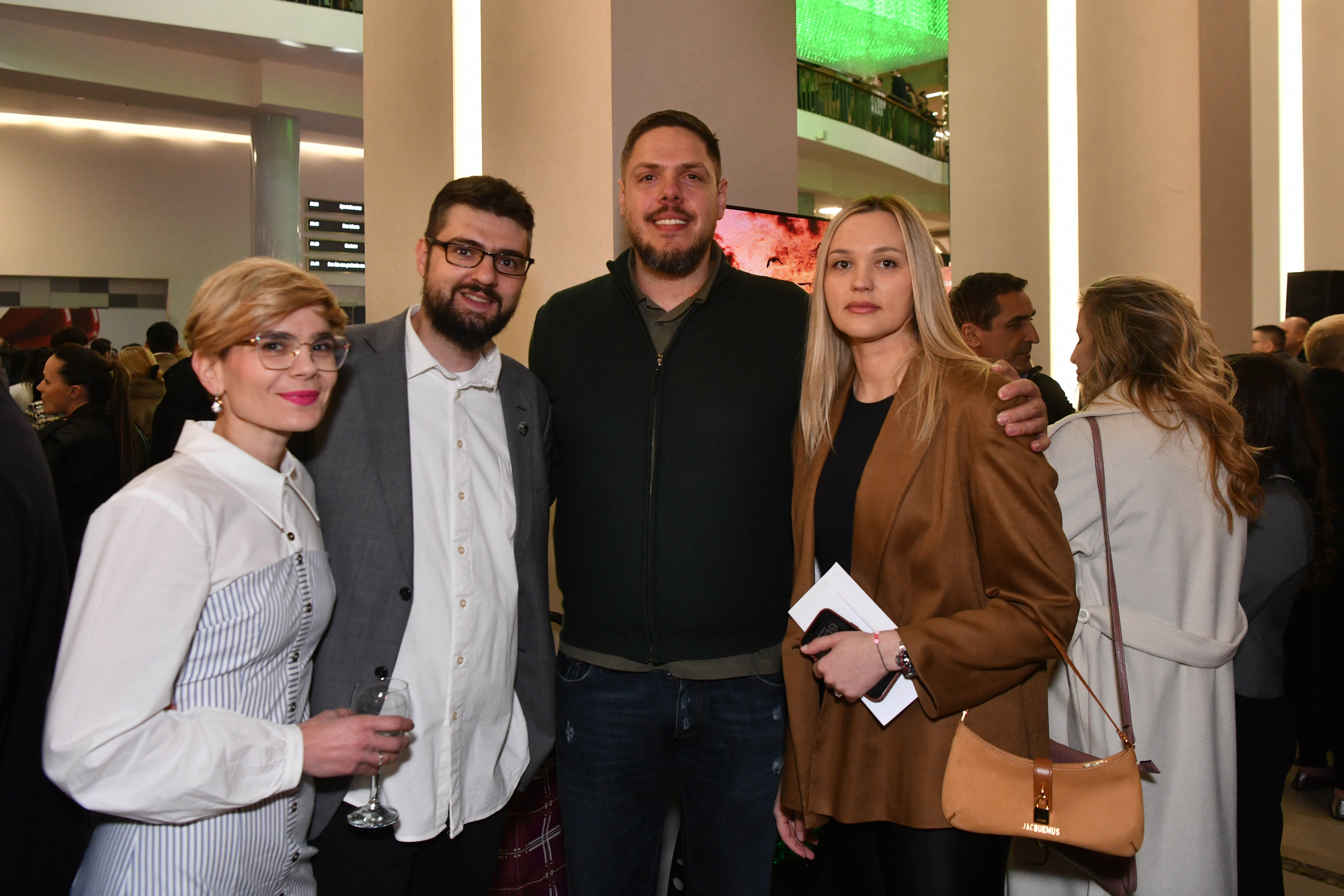 Beograd 16.03.2026. Vladimir Štimac i Aleksandra Štimac.  Premijera prve epizode treće sezone domaće serije Senke nad Balkanom, u MTS dvorani. Serija Senke nad Balkanom 3, premijera, prva epizoda Foto: Goran Srdanov/Nova.rs