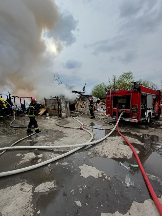 požar čukarica  ulica milorada jovanovića foto jovan mladenović nova rs (5).jpeg