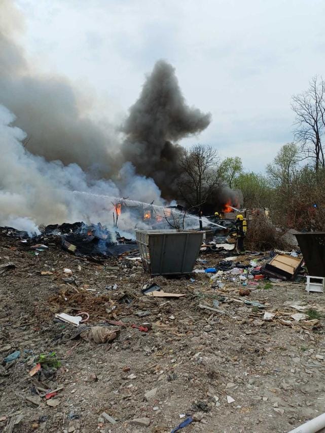 požar čukarica  ulica milorada jovanovića foto jovan mladenović nova rs (6).jpeg
