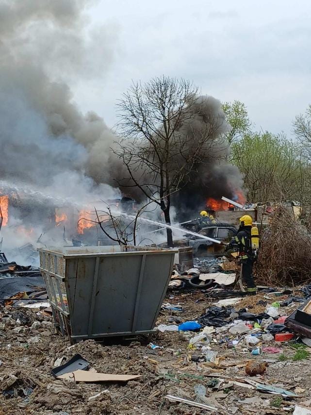 požar čukarica  ulica milorada jovanovića foto jovan mladenović nova rs (14).jpeg