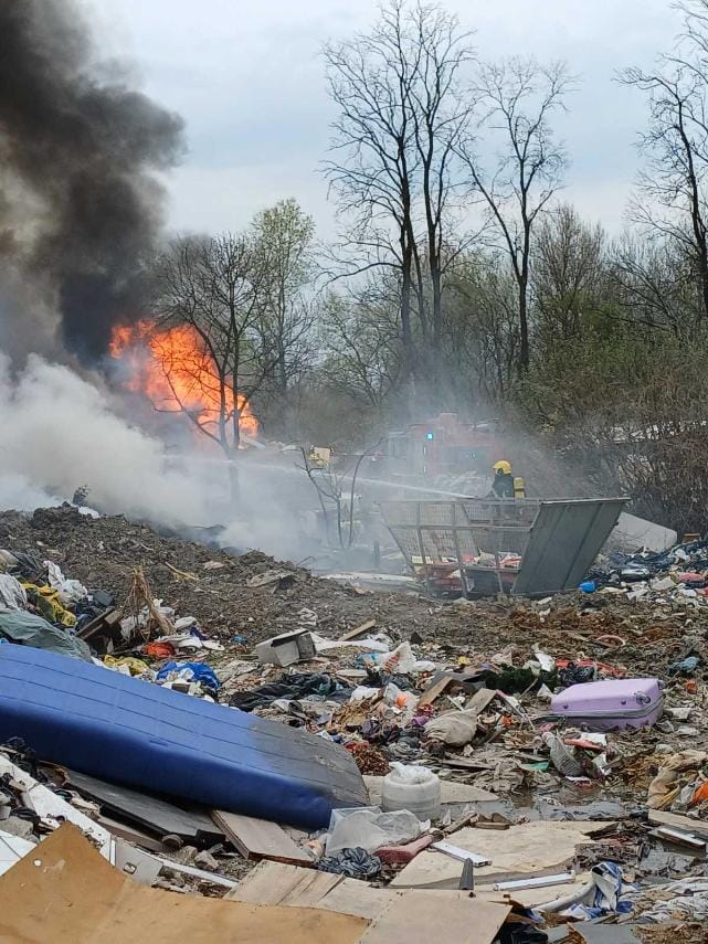 požar čukarica  ulica milorada jovanovića foto jovan mladenović nova rs (25).jpeg
