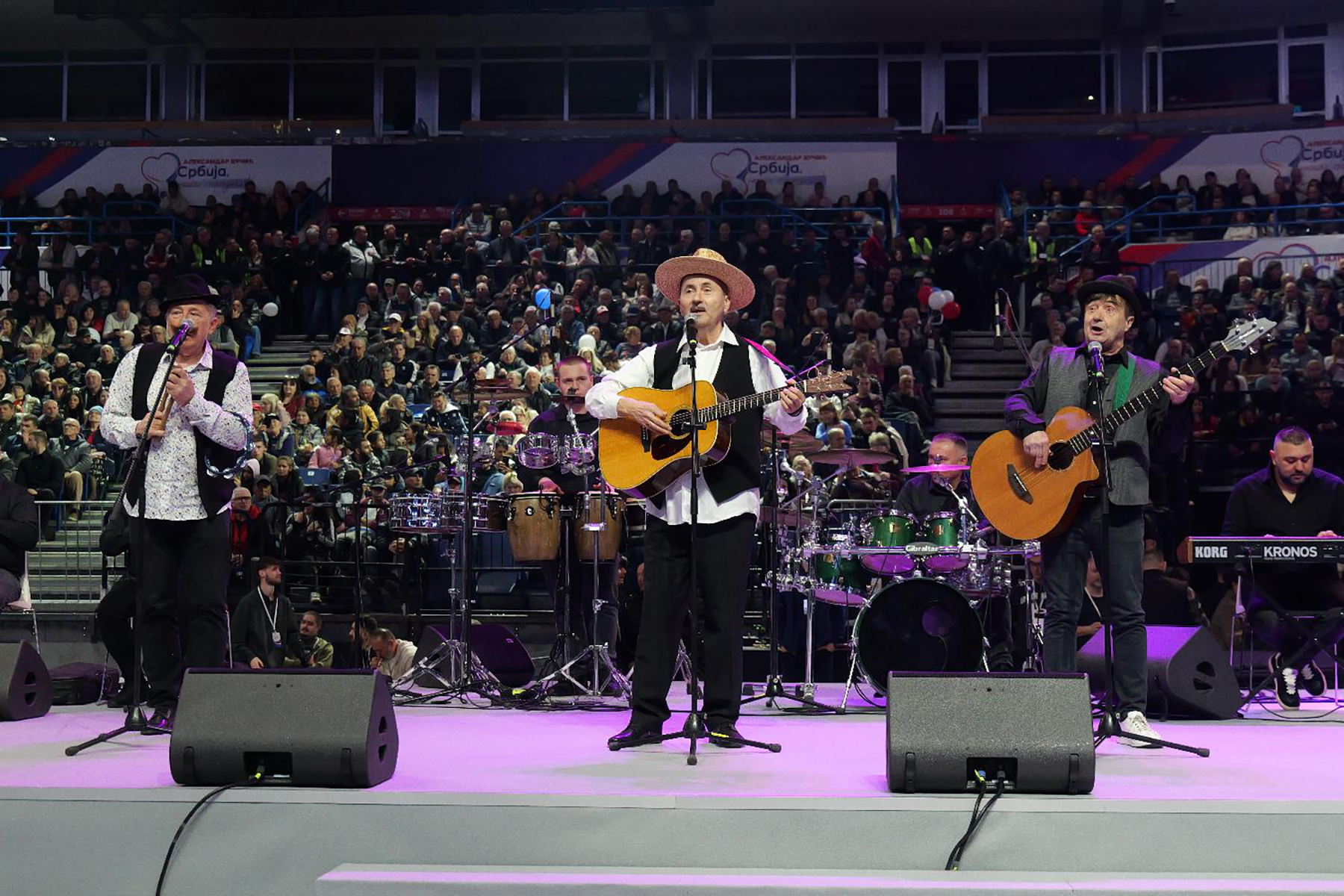 Garavi Sokak Miting Srpske napredne stranke pod nazivom Srbija - naša porodica Foto FoNet Milica Vučković (8).jpg