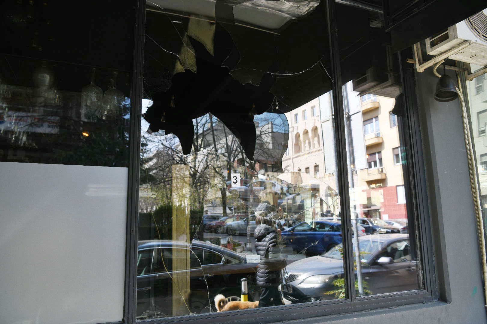 Beograd 23.03.2026. Bistro du Vin, Njegoševa 52, vračar, bačen molotovljev koktel, hronika Foto: Filip Krainčanić/Nova.rs
