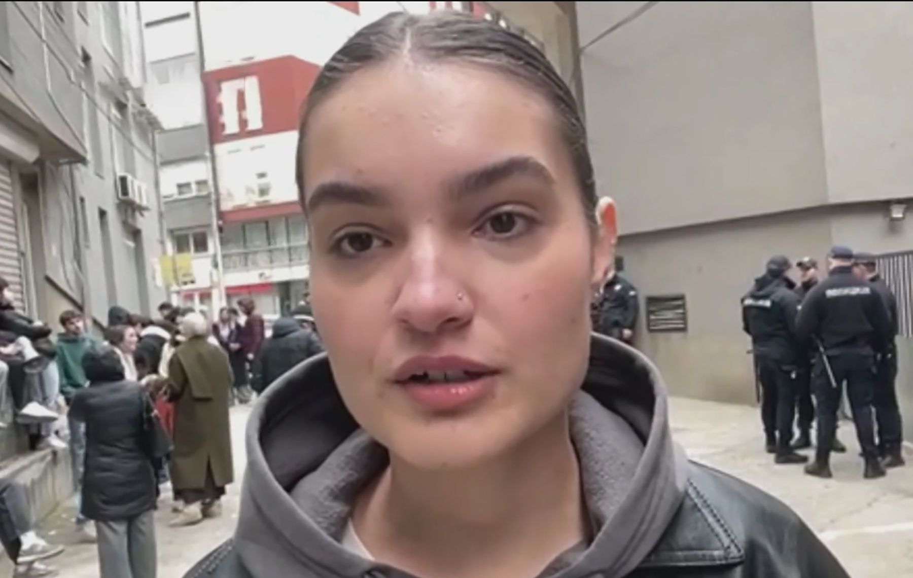 Novi Pazar protest podrske Studentkinja DUNP-a Fazila Hačković.jpg