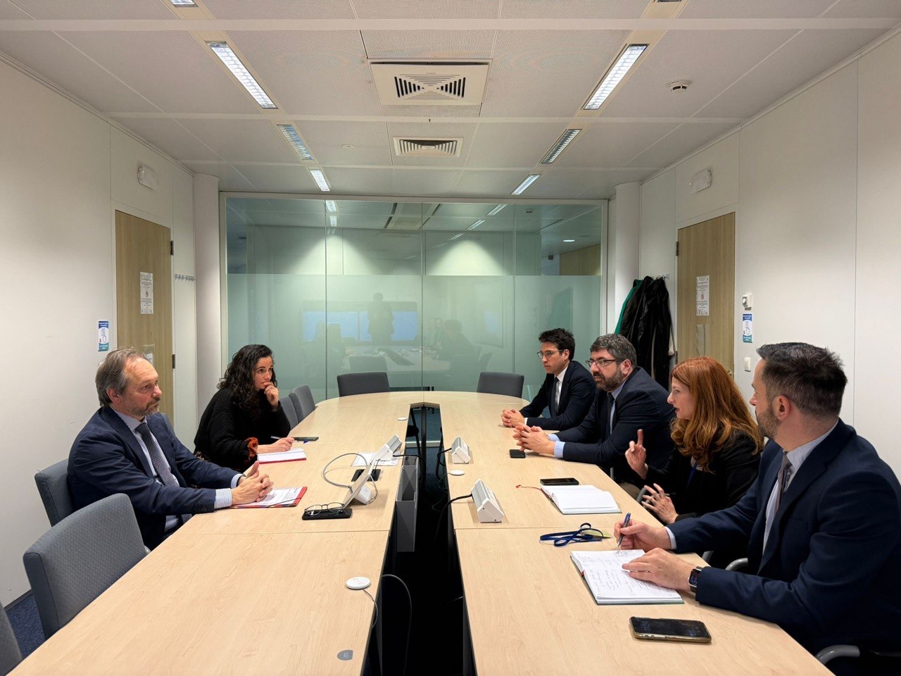 Predstavnici ZLF i Emanuel Žiofre, Evropska služba za spoljne poslove, direktor za Jugoistočnu Evropu.jpg