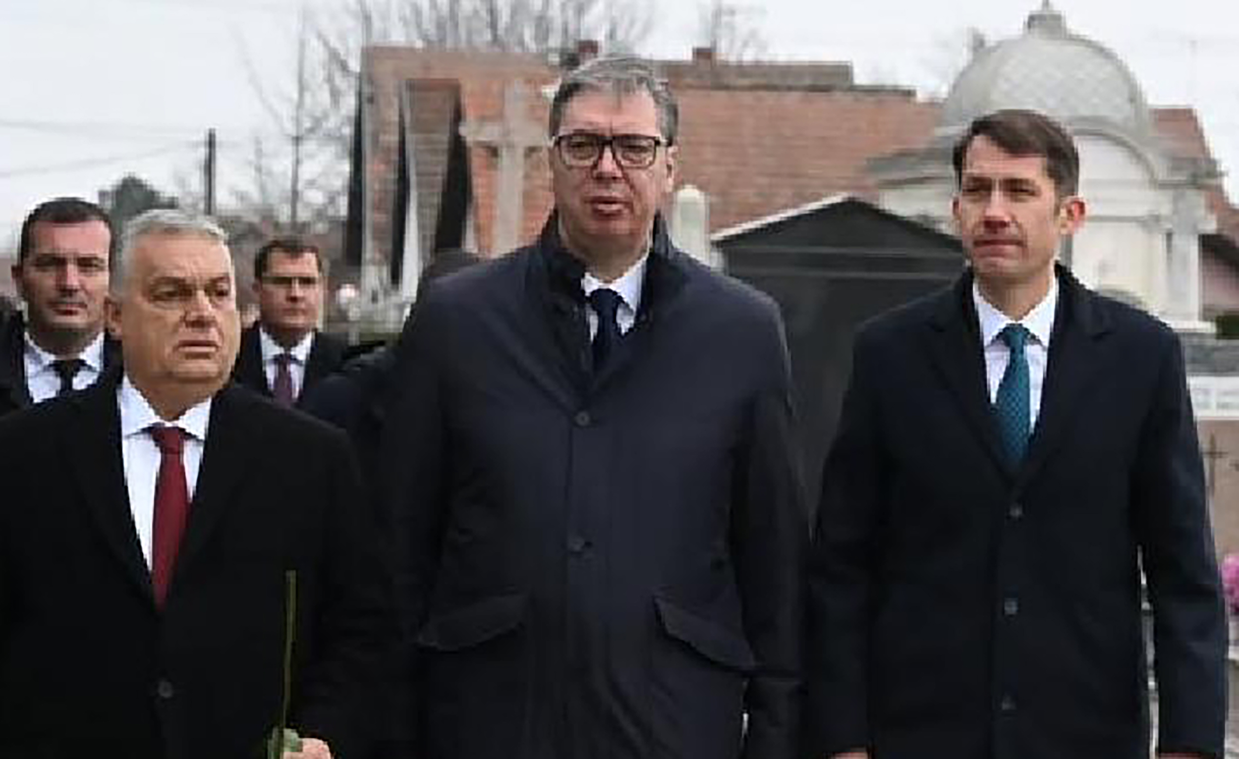 Mesto: SuboticaDatum:  2025Dogadjaj: POLITIKA - Predsednik Republike Srbije Aleksandar Vučić položio je cveće na grob Ištvanu Pastoru u prisustvu premijera Mađarske Viktora Orbana, predsednika SVM Balinta Pastora i predsednika