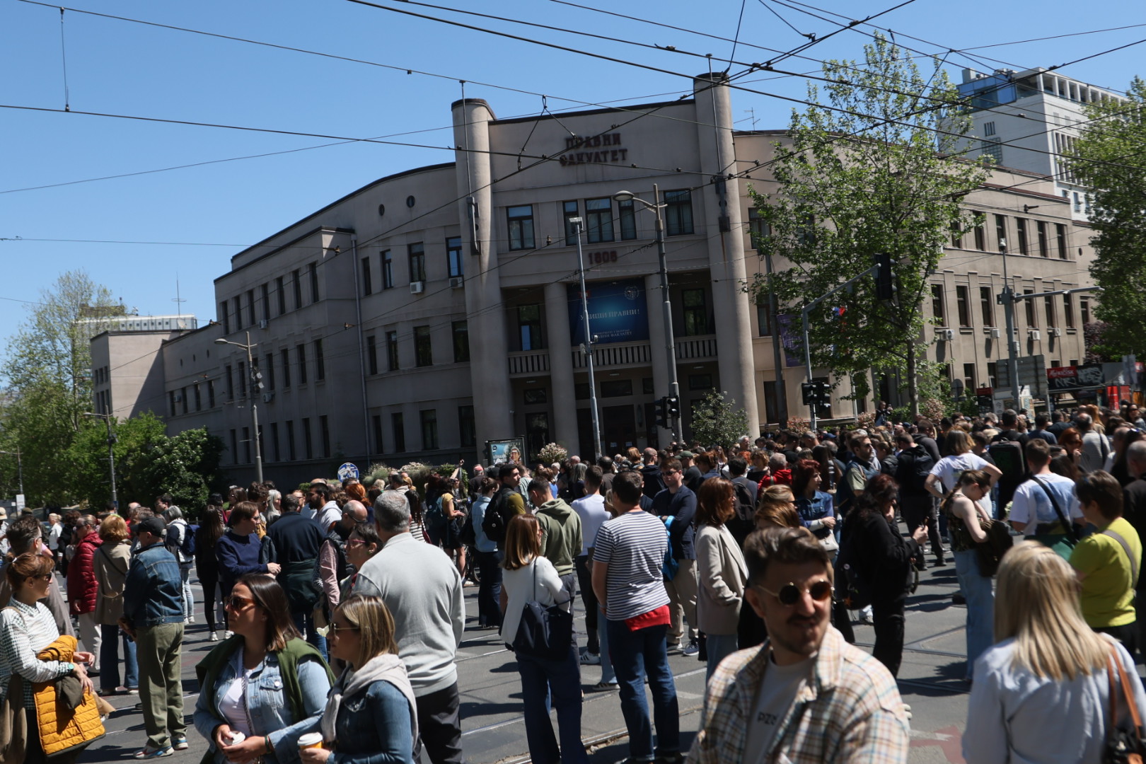 Studenti u blokadi ispred Pravnog fakulteta 030526 Foto Goran Srdanov (2).JPG
