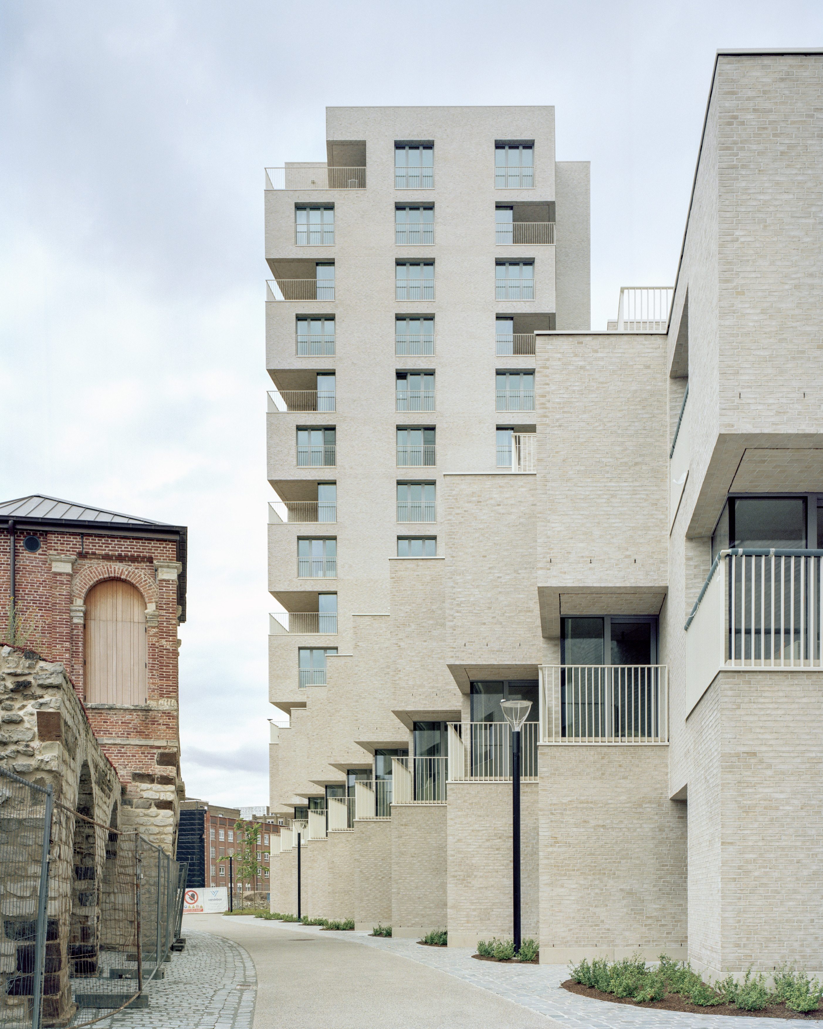 David Chipperfield Architects London, HERTOGENSITE RESIDENCES, photographer_ Maxime Delvaux.jpg
