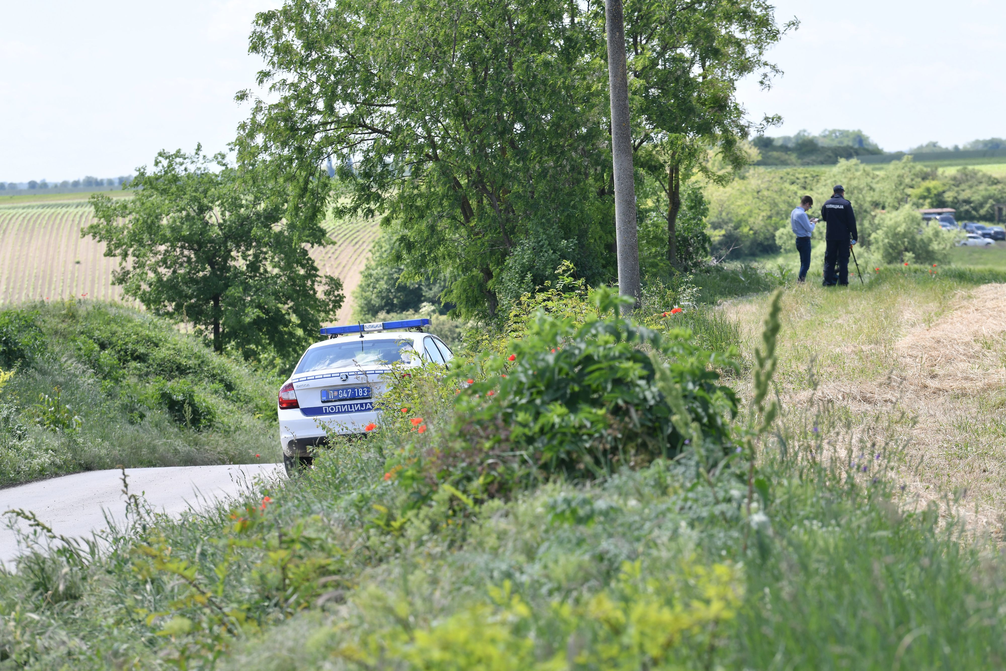 Jarkovac, 18.05.2026. policijska pretraga terena kod Jarkovačkog jezera, potraga za telom ubijenog Aleksandra Nešovića Baje