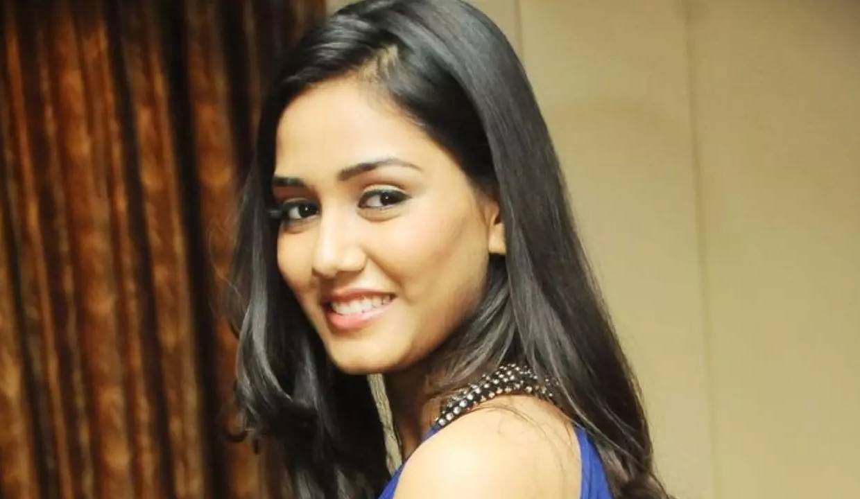 twisha-sharma-case--cops-ask-family-to-collect-decomposed-body-after-delay-at-mortuary-2026-05-20.jpg