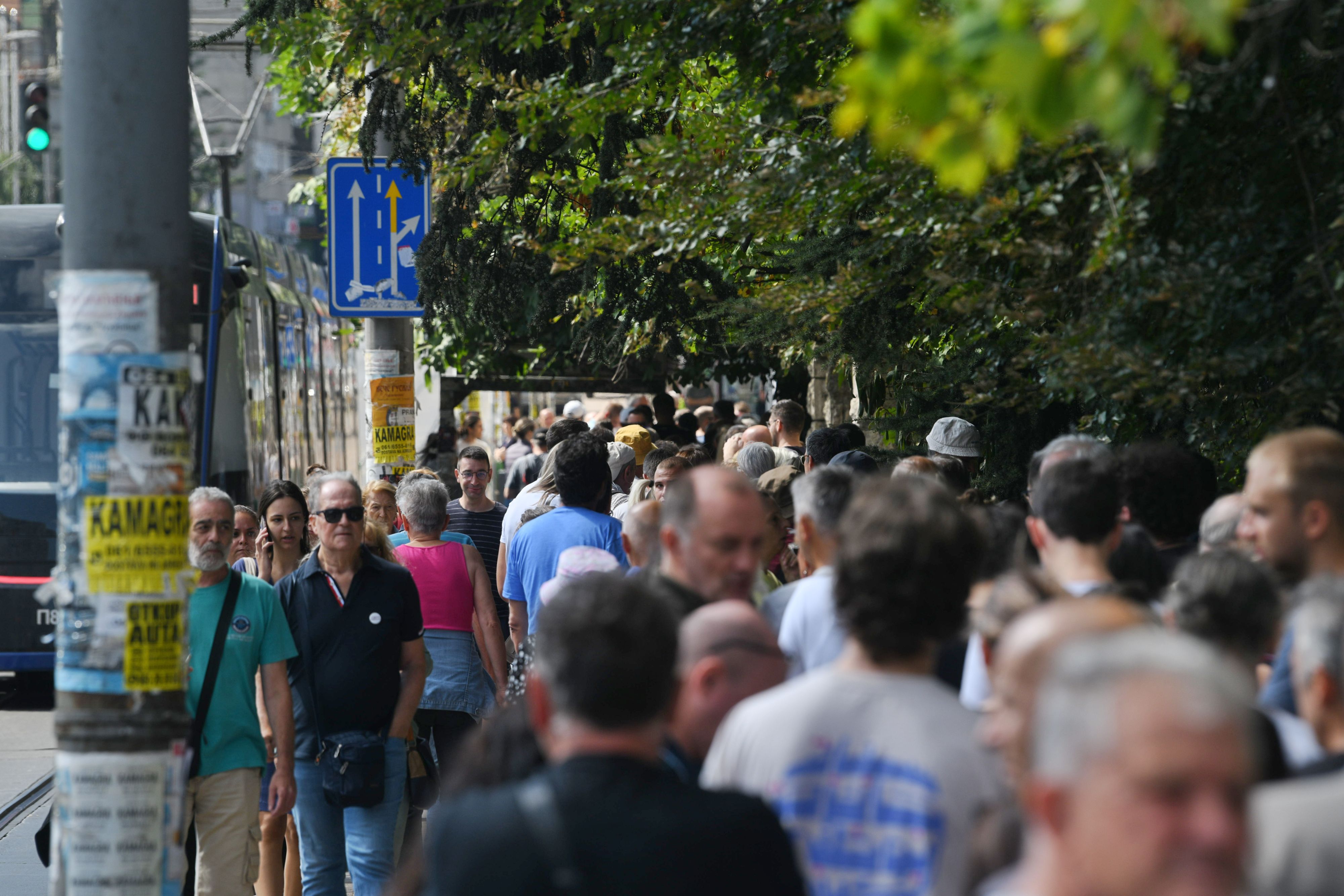 Požeška, skupljanje potpisa za studentsku listu, studenti pobeđuju potpisi, redovi foto filip kraincanic nova rs (9).jpeg