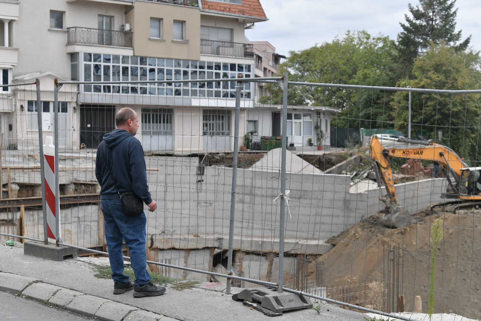 Beograd 24.09.2024. Vojvode Vlahovića, klizište, voždovac, obrušavanje konstrukcije gradilišta Foto: Goran Srdanov/Nova.rs