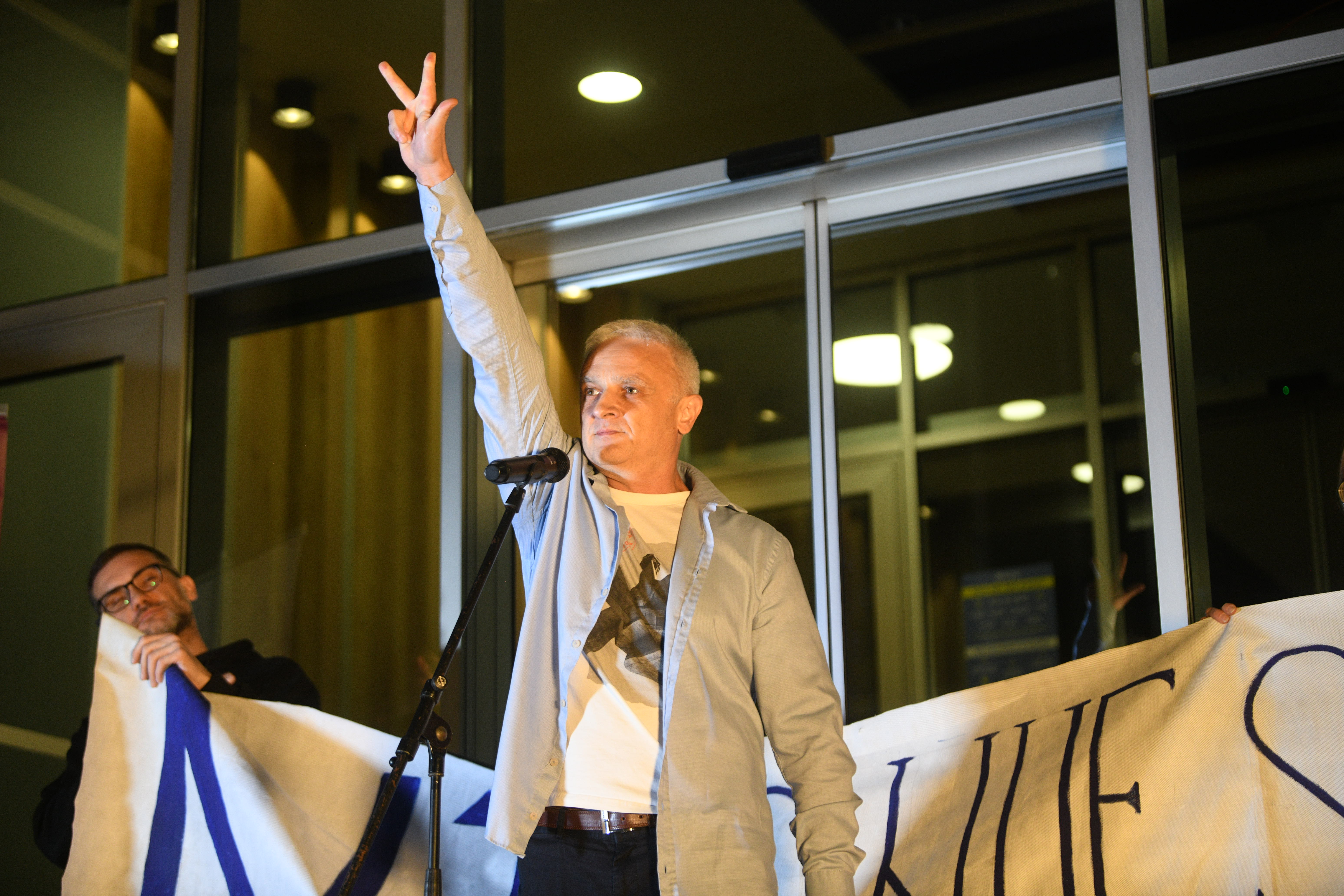 Zajednički protest novinara i zaposlenih Nova.rs, novina Nova, TV Nova i N1, Radara, Danasa i Forbsa 201026 Foto Filip Krainčanić