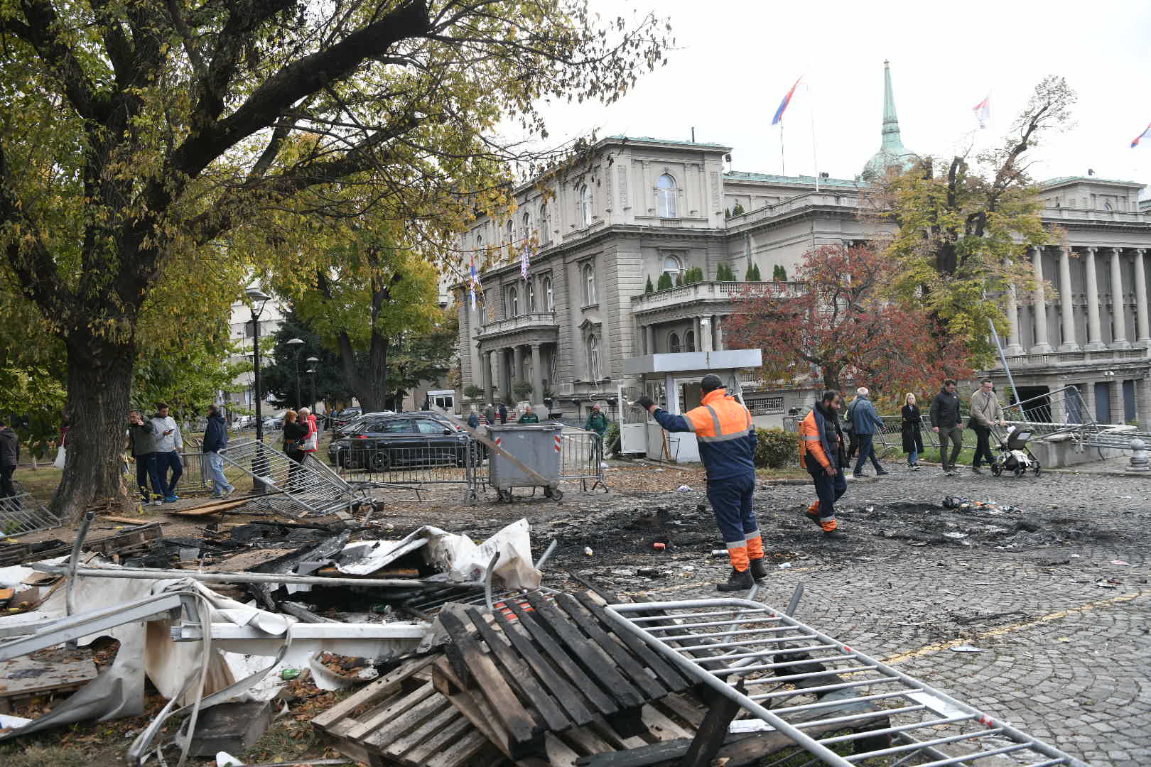 Beograd 26. oktobar 2026. Pionirski park Ćacilend dan posle pobede Studentske liste na parlamentarnim izborima raščišćavanje Foto Goran Srdanov Nova.rs