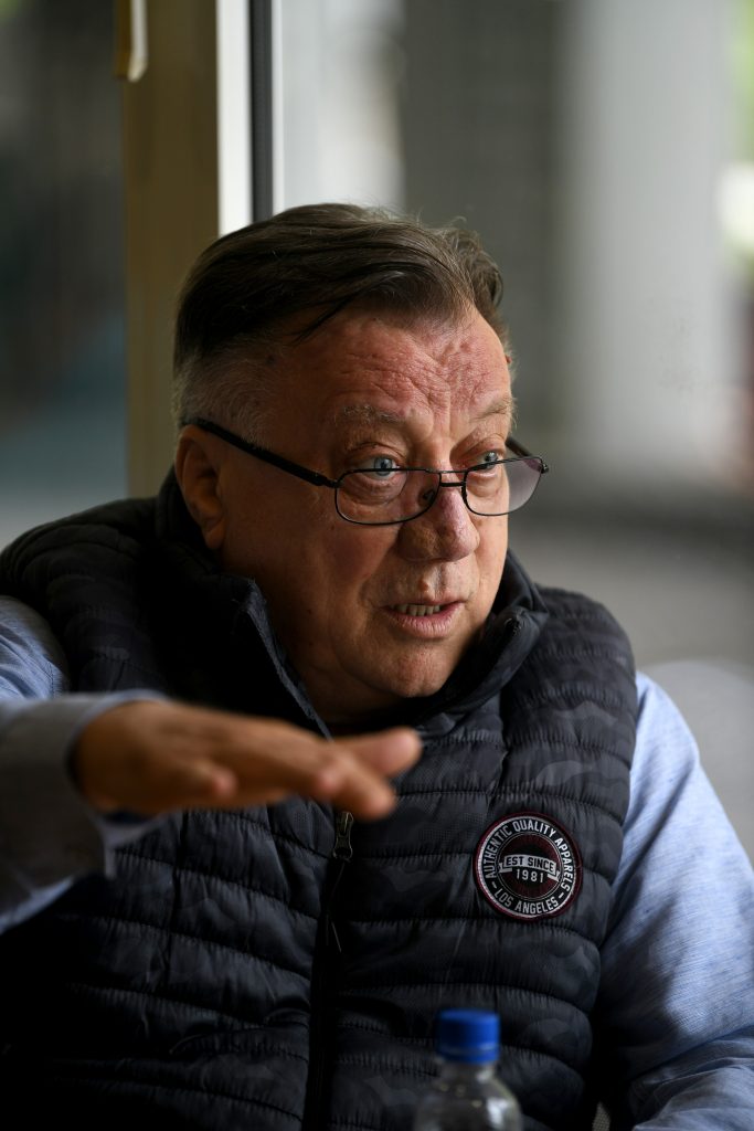 Sarajevo 02. jun 2021. Halid Beslic na njegovoj pumpi koju izdaje i motel iza pumpe Foto:Filip Krainčanić/Nova.rs