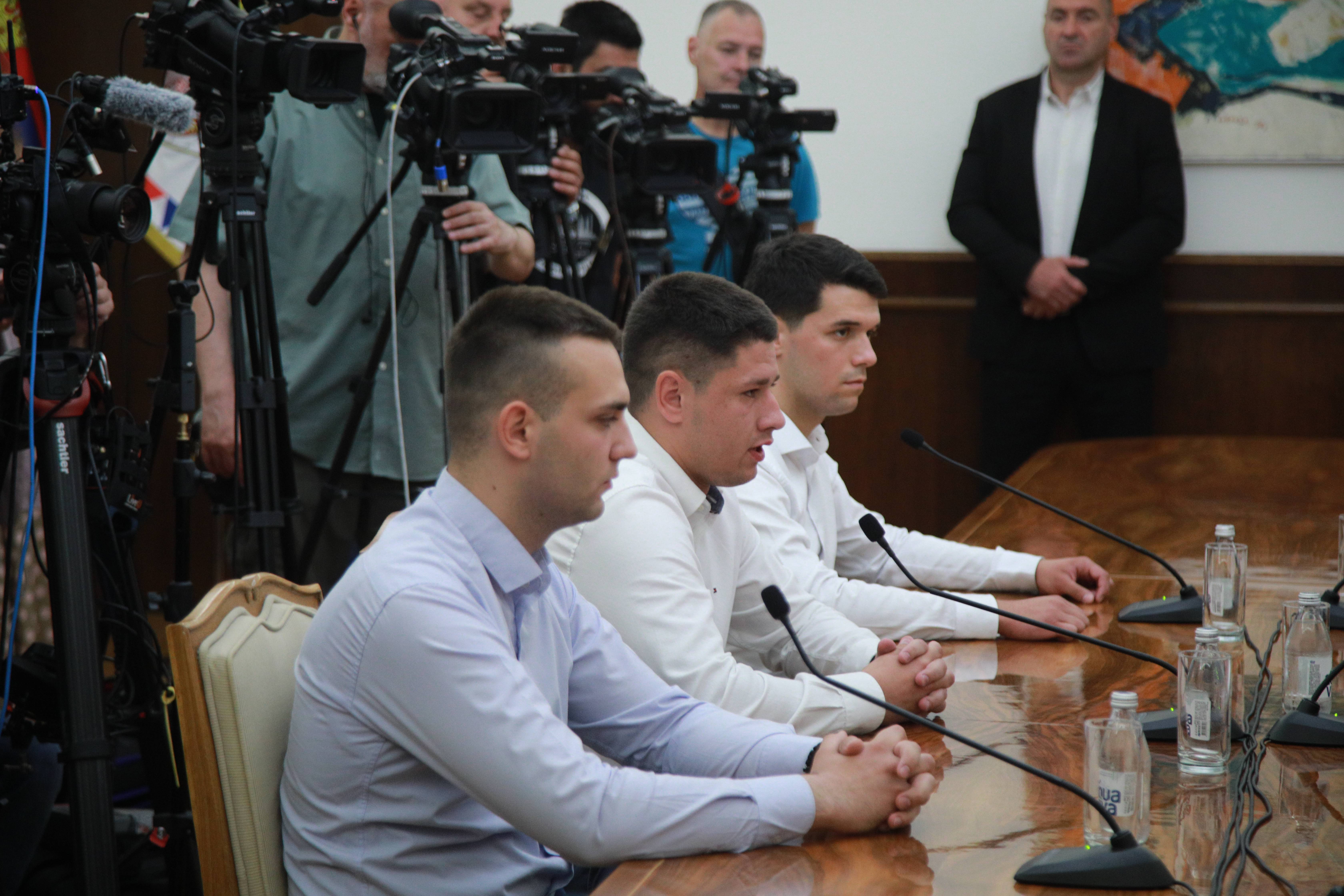 Miloš Pavlović student
Beograd, 2.06.2025. - Predsednik Srbije Aleksandar Vucic primio je delegaciju studenata koji se protive blokadama fakulteta, danas u Predsednistvu. (BETAPHOTO/MILOS MISKOV)