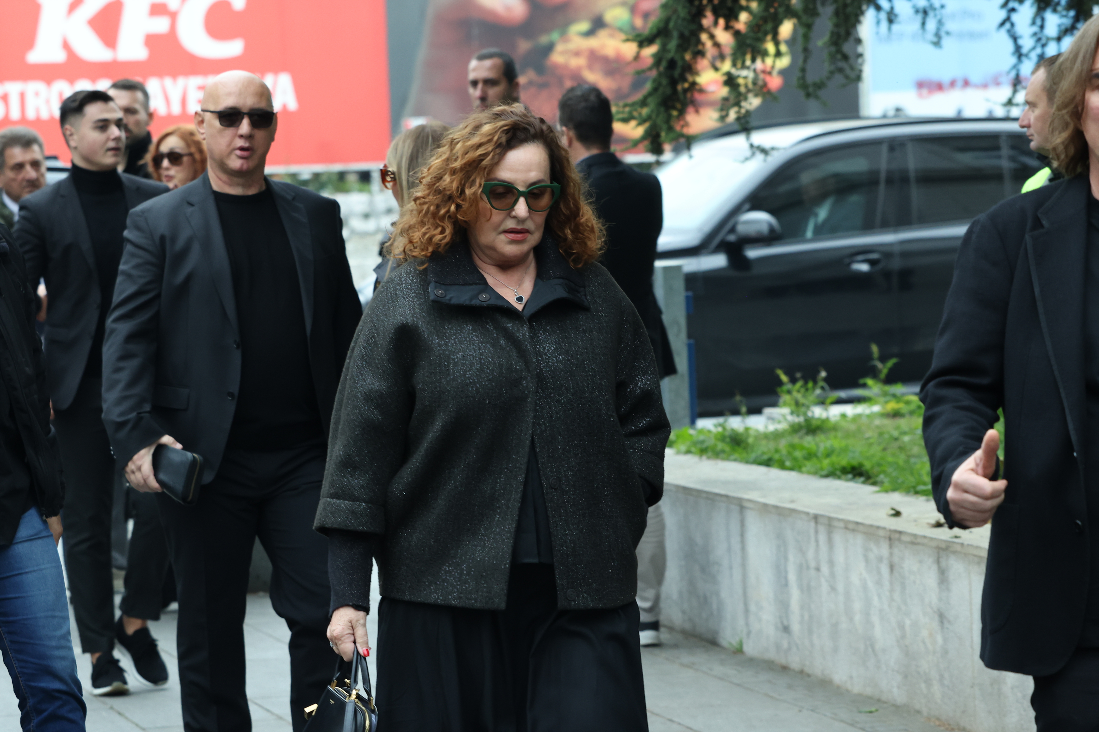 A commemoration for Halid Beslic was held at the National Theatre in Sarajevo.Komemoracija Halidu Beslicu odrzana je u Narodnom pozoristu u Sarajevu.