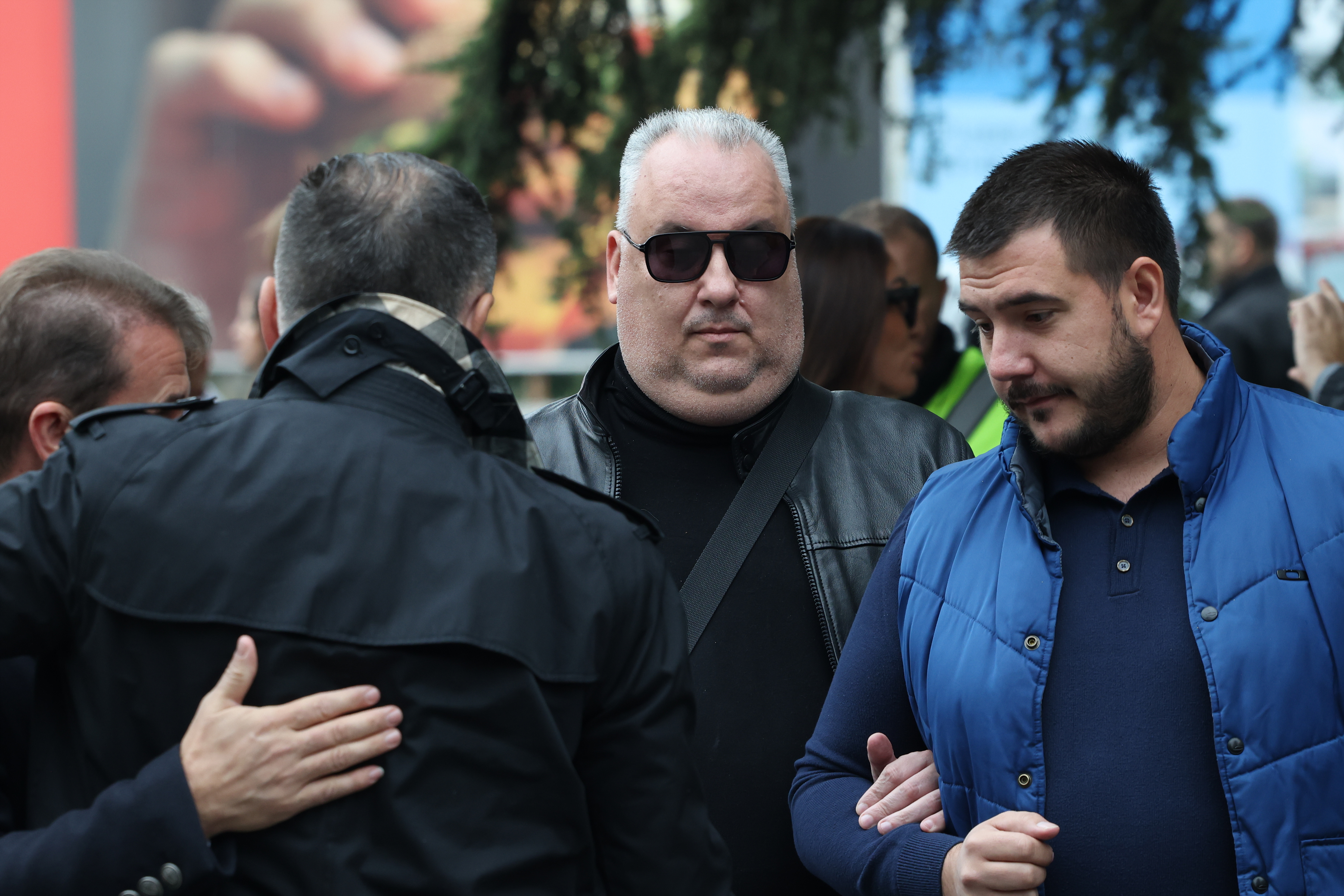 A commemoration for Halid Beslic was held at the National Theatre in Sarajevo.Komemoracija Halidu Beslicu odrzana je u Narodnom pozoristu u Sarajevu.