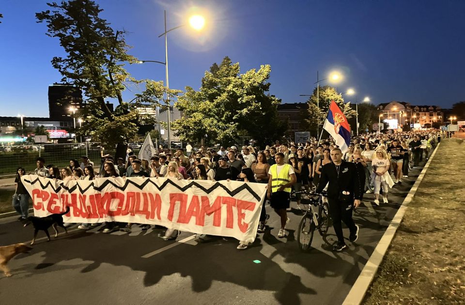 Veliki protest srednjoškolaca i studenata Novi Sad