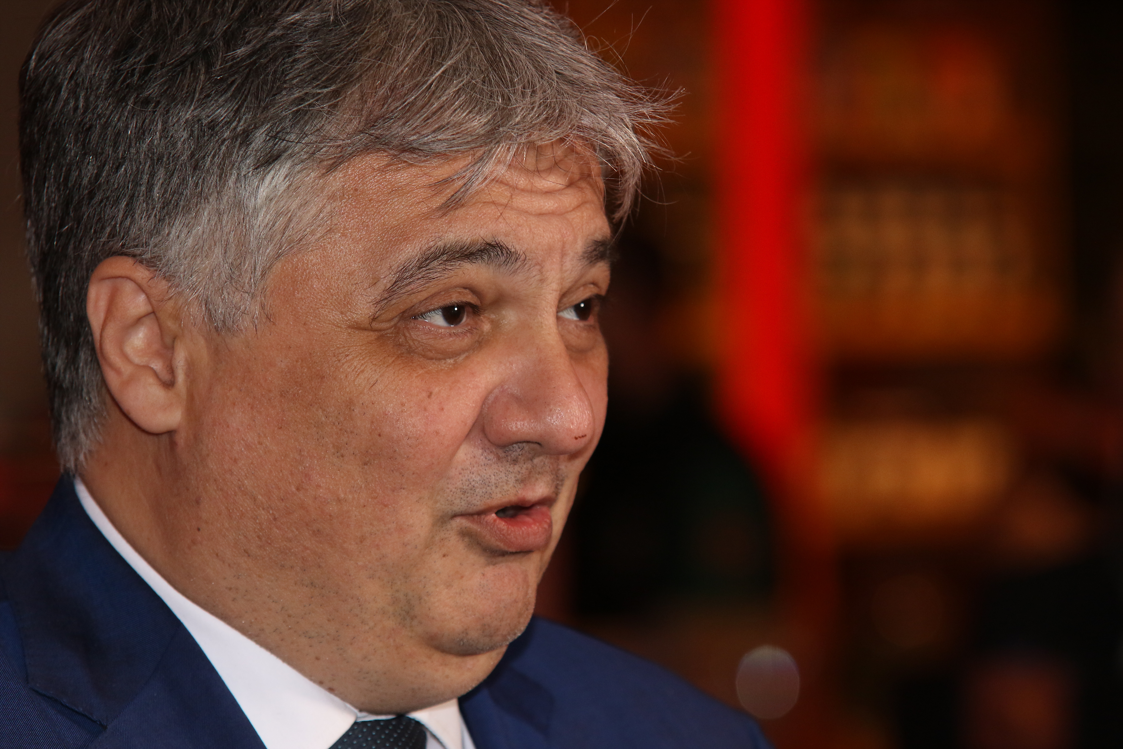 The ceremonial premiere of the second season of the hit series Besa was held in Kombank Hall.Svecana premijeri druge sezone hit serije Besa odrzana je u Kombank dvorani.