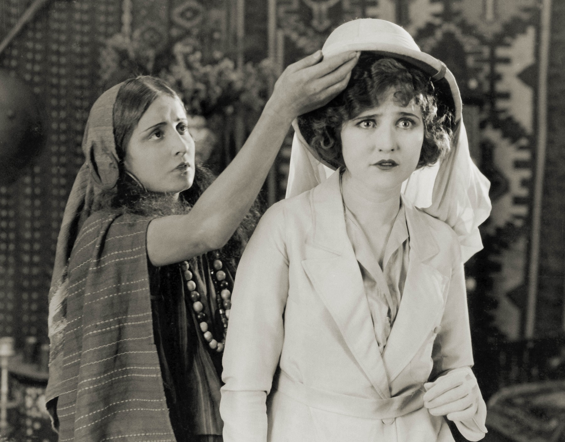 The Sheik (1921) - filmstill